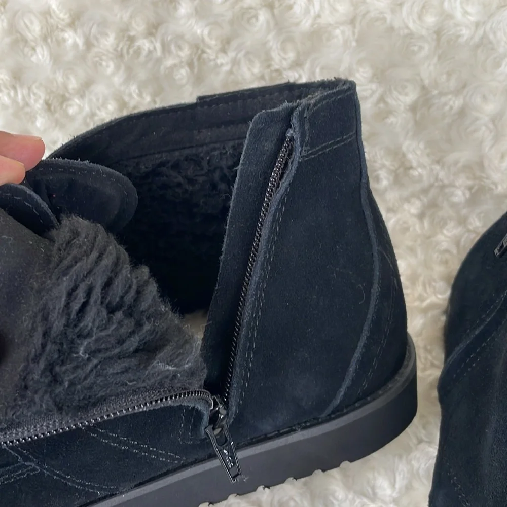 Koolaburra by UGG boots